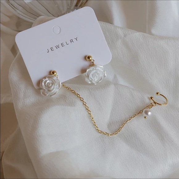 Sweet White Rose Earrings With Attached Ear Cuff - Picture 7 of 7